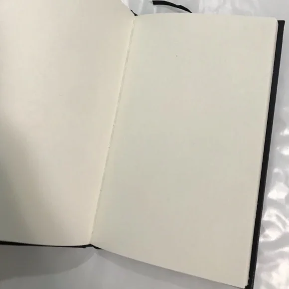 YSL note book - Picture 2 of 6